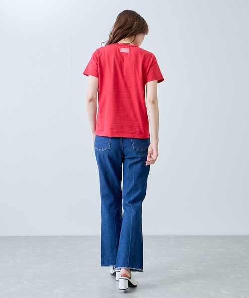 Jayro(ジャイロ)の「ベーシックTシャツ(Tシャツ/カットソー・レディース・ホワイト系その他/ダークブラウン/レッド/ベージュ/ブラック・FREE)」の13枚目の写真