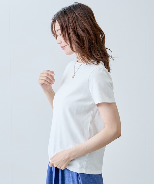 Jayro(ジャイロ)の「ベーシックTシャツ(Tシャツ/カットソー・レディース・ホワイト系その他/ダークブラウン/レッド/ベージュ/ブラック・FREE)」の22枚目の写真