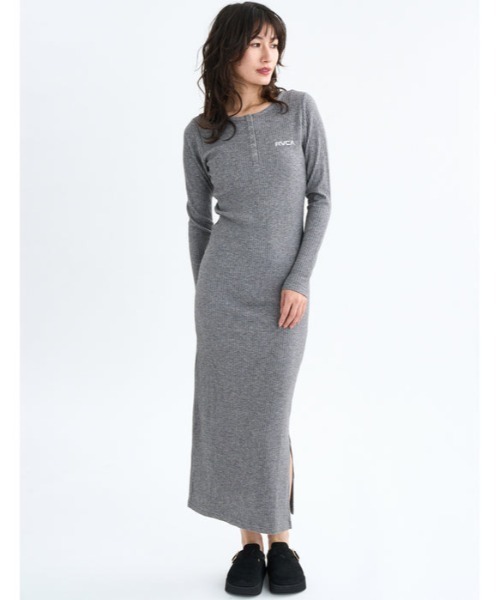 RVCA(ルーカ)の「RVCA/ルーカ HENRY NECK SLIM DRESS リブワンピース サイドスリット BF044-351(ワンピース・レディース・ブラック/ベージュ/杢グレー・M)」の11枚目の写真