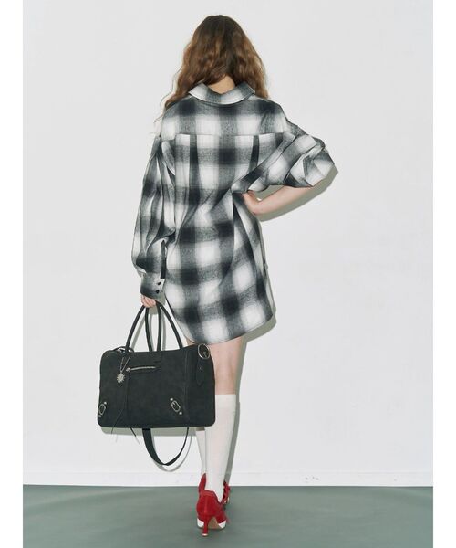 EVRIS（エヴリス）の「フェイクレザーボーホーBIG BAG（ボストンバッグ・レディース・ブラウン/ブラック・FREE）」の13枚目の写真