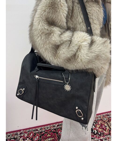 EVRIS（エヴリス）の「フェイクレザーボーホーBIG BAG（ボストンバッグ・レディース・ブラウン/ブラック・FREE）」の20枚目の写真