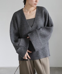 ワイドスリーブVネックニット