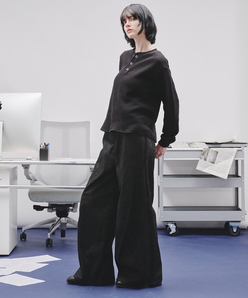 selle glant（セレグランテ）の「WAFFLE HENLEY T-SHIRT/ワッフルヘンリーネックTシャツ（Tシャツ/カットソー・メンズ・ブラック/グレー/ブラック系・SMALL/MEDIUM/LARGE）」の13枚目の写真