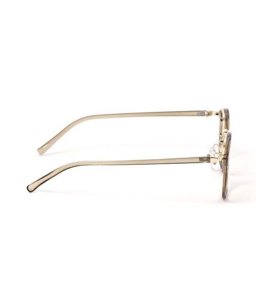 studio CLIP（スタディオクリップ）の「メタルブリッジ調光サングラス（サングラス・レディース・ブラウン/ライトグレー・FREE）」の11枚目の写真