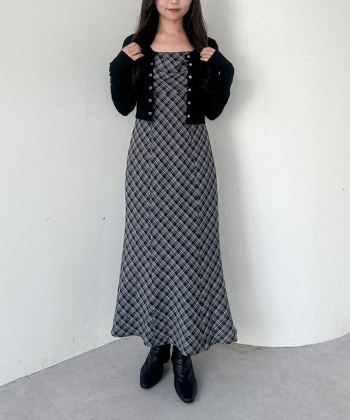 archives(アルシーヴ)の「針抜きカットカーディガン(カーディガン/ボレロ・レディース・ブラック/アイボリー/チャコールグレー・MEDIUM)」の15枚目の写真