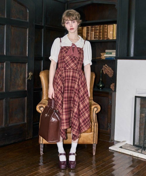 F i.n.t(フィント)の「ビット使いランダムヘムチェックキャミワンピース(ワンピース・レディース・ボルドー/ブラウン・FREE)」の1枚目の写真