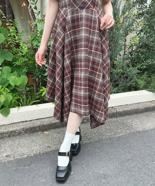 F i.n.t(フィント)の「ビット使いランダムヘムチェックキャミワンピース(ワンピース・レディース・ボルドー/ブラウン・FREE)」の16枚目の写真