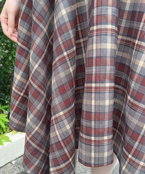 F i.n.t(フィント)の「ビット使いランダムヘムチェックキャミワンピース(ワンピース・レディース・ボルドー/ブラウン・FREE)」の17枚目の写真