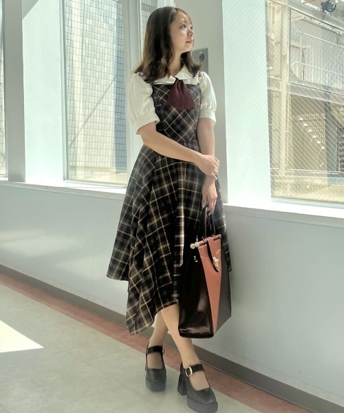 F i.n.t(フィント)の「ビット使いランダムヘムチェックキャミワンピース(ワンピース・レディース・ボルドー/ブラウン・FREE)」の9枚目の写真