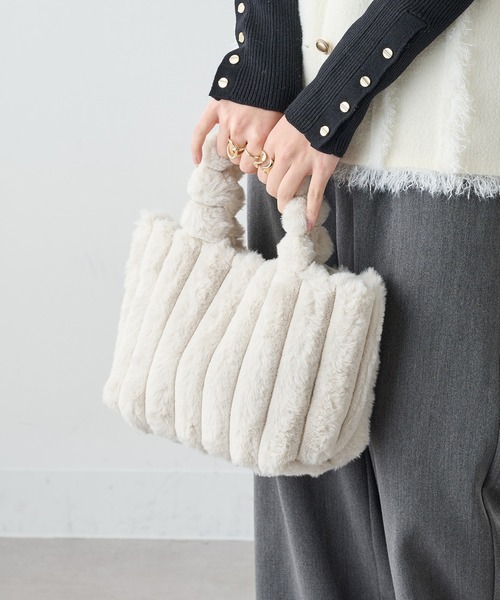 MAGASIN DE MODE Chou Chou(マガジンデモードシュシュ)の「【MAGASIN DE MODE Chou Chou】モコモコ ファートート SNBD(トートバッグ・レディース・アイボリー/ブラック/グレー/モカ・FREE)」の15枚目の写真