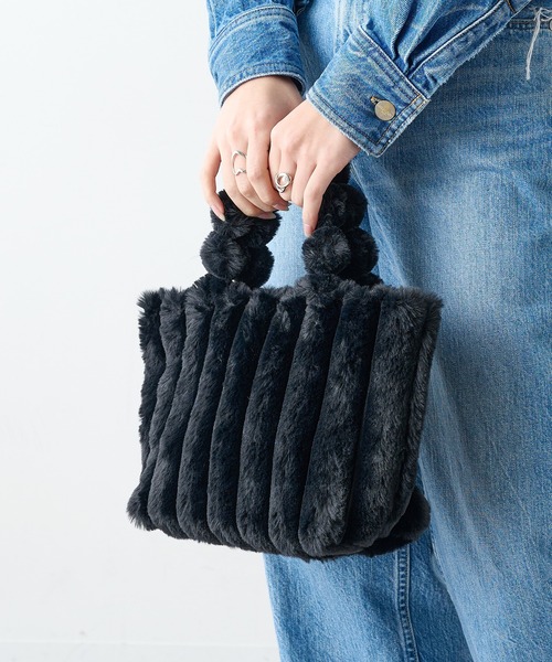 MAGASIN DE MODE Chou Chou(マガジンデモードシュシュ)の「【MAGASIN DE MODE Chou Chou】モコモコ ファートート SNBD(トートバッグ・レディース・アイボリー/ブラック/グレー/モカ・FREE)」の10枚目の写真