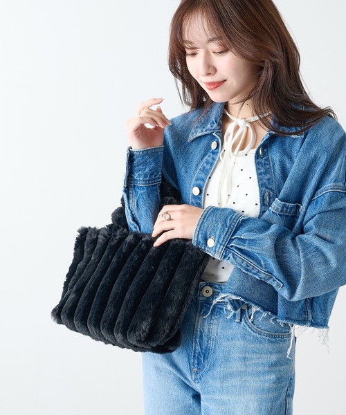 MAGASIN DE MODE Chou Chou(マガジンデモードシュシュ)の「【MAGASIN DE MODE Chou Chou】モコモコ ファートート SNBD(トートバッグ・レディース・アイボリー/ブラック/グレー/モカ・FREE)」の18枚目の写真
