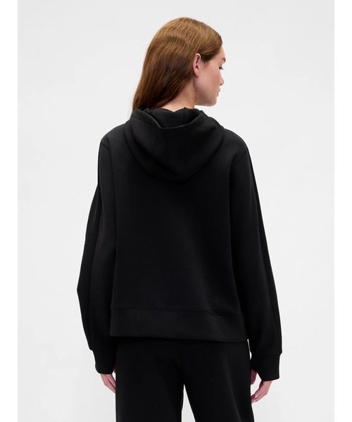 GAP(ギャップ)の「GapFit オーバーサイズ 1/4ジップアップパーカー(パーカー・レディース・グレー/ブラック・XS/M/S/L/XXS)」の8枚目の写真