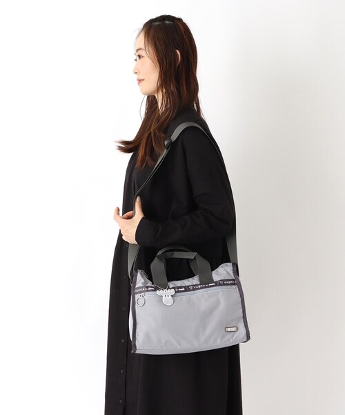 one'sterrace(ワンズテラス)の「moz ロゴテープ2WAYトート(トートバッグ・レディース・ブラック系8/グレー系4/イエロー系8/ブルー系その他7・99)」の18枚目の写真