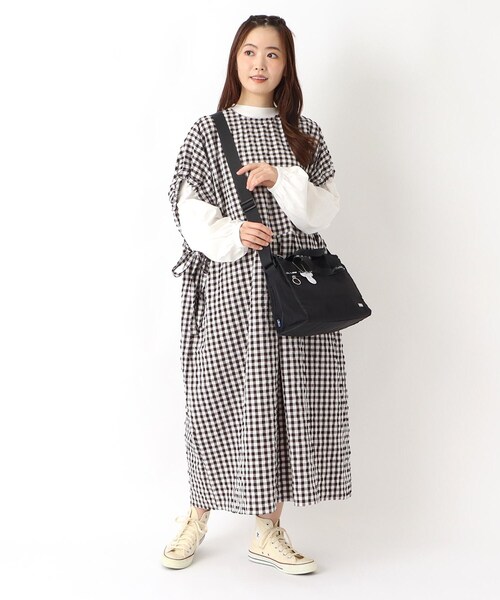one'sterrace(ワンズテラス)の「moz ロゴテープ2WAYトート(トートバッグ・レディース・ブラック系8/グレー系4/イエロー系8/ブルー系その他7・99)」の21枚目の写真