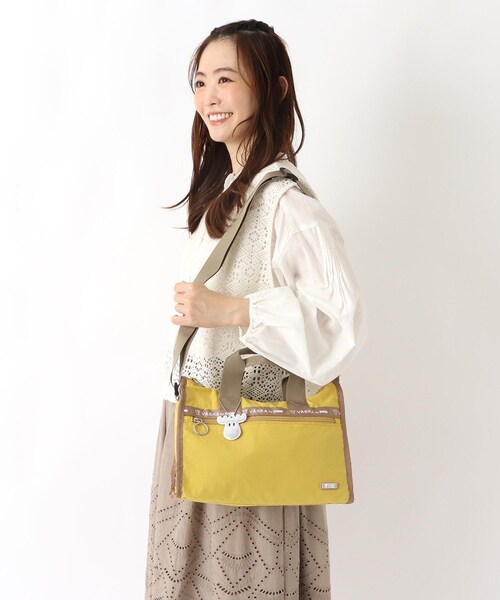 one'sterrace(ワンズテラス)の「moz ロゴテープ2WAYトート(トートバッグ・レディース・ブラック系8/グレー系4/イエロー系8/ブルー系その他7・99)」の22枚目の写真