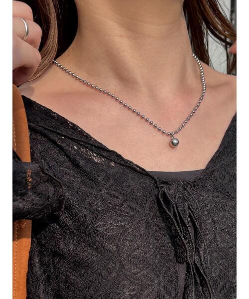 ehka sopo（エヘカソポ）の「ボールチェーンネックレス（ネックレス・レディース・シルバー・F）」の2枚目の写真