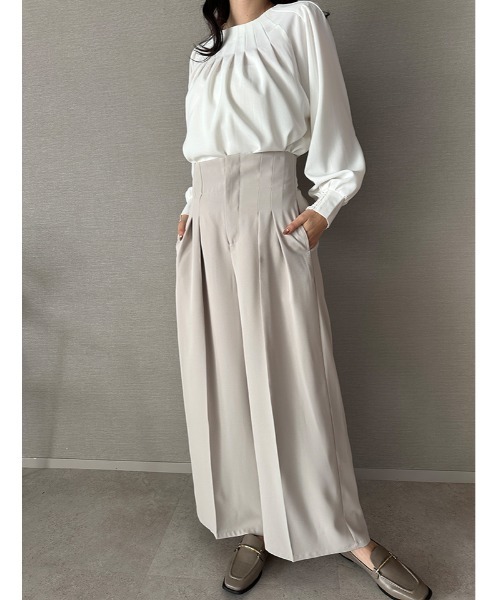 fifth（フィフス）の「ポケット付ハイウエストスラックスパンツ（その他パンツ・レディース・ブラック/グレイッシュベージュ/ライトブラウン/ライトグレー・XS/S/M/L）」の4枚目の写真