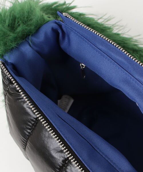 Magine(マージン)の「cheek チーク side monster shoulder/サイド モンスター ショルダー(ショルダーバッグ・レディース・ブラック×グリーン/シルバー/ライム/ピンク・FREE)」の15枚目の写真