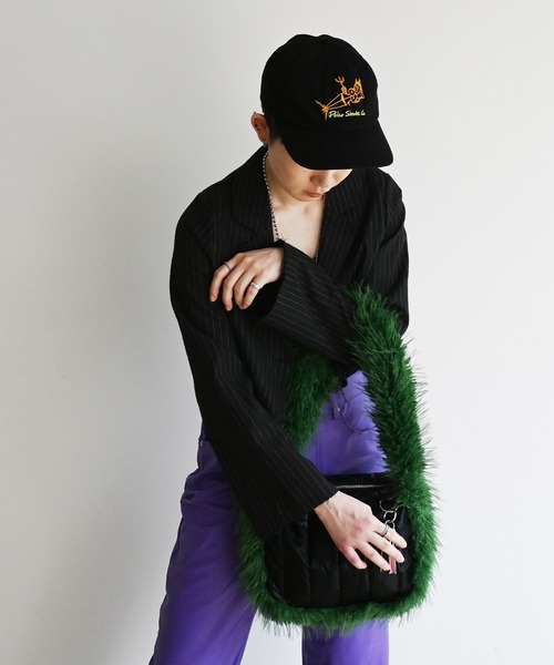 Magine(マージン)の「cheek チーク side monster shoulder/サイド モンスター ショルダー(ショルダーバッグ・レディース・ブラック×グリーン/シルバー/ライム/ピンク・FREE)」の1枚目の写真