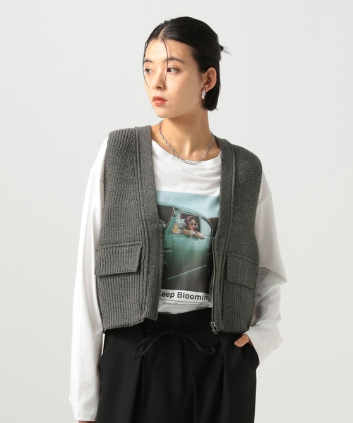 BAYFLOW（ベイフロー）の「[ロングシーズン着用可能]ジップVニットベスト（ベスト・レディース・グレー/ブラック・FREE）」の2枚目の写真