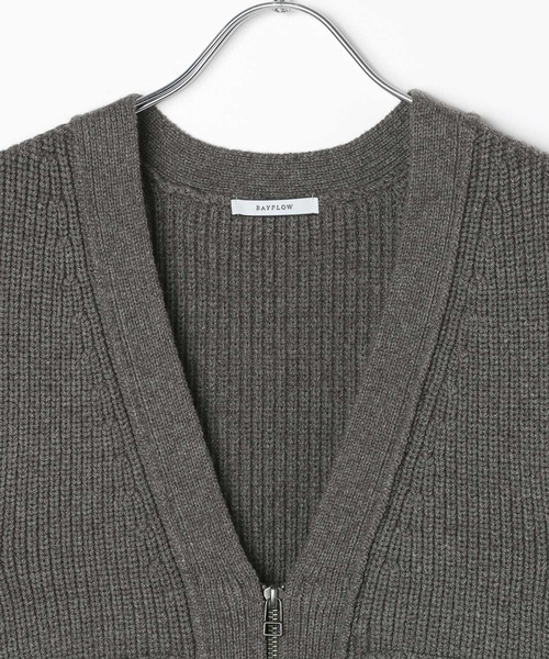 BAYFLOW（ベイフロー）の「[ロングシーズン着用可能]ジップVニットベスト（ベスト・レディース・グレー/ブラック・FREE）」の8枚目の写真