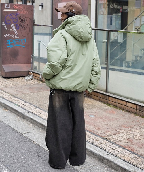 BARK MANHATTAN(バークマンハッタン)の「【BARK MANHATTAN】<撥水/防風> 2WAYファンクショナルビッグシルエット フード着脱 パディング中綿ジャケット(ダウンジャケット/コート・メンズ・ブラック/アイボリー/チャコール/ライトカーキ・L/M)」の12枚目の写真