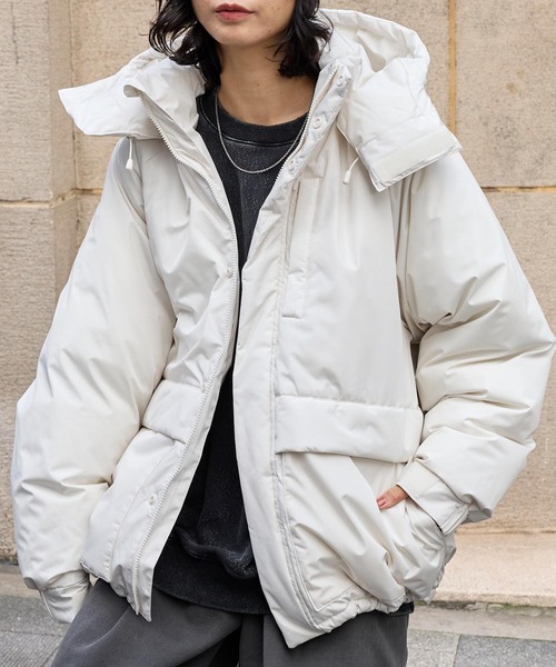 BARK MANHATTAN(バークマンハッタン)の「【BARK MANHATTAN】<撥水/防風> 2WAYファンクショナルビッグシルエット フード着脱 パディング中綿ジャケット(ダウンジャケット/コート・メンズ・ブラック/アイボリー/チャコール/ライトカーキ・L/M)」の6枚目の写真