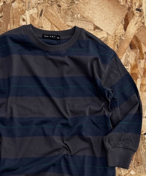 SHISKY(シスキー)の「先染めボーダー オーバーサイズ 長袖Tシャツ(Tシャツ/カットソー・キッズ・ネイビー/ブラック/グレー系その他/チャコールグレー/ダークグリーン/オフホワイト/ベージュ系その他/ホワイト系その他/ブラック系その他/グリーン系その他/ベージュ/パープル・140/130/120/110/160/150)」の6枚目の写真