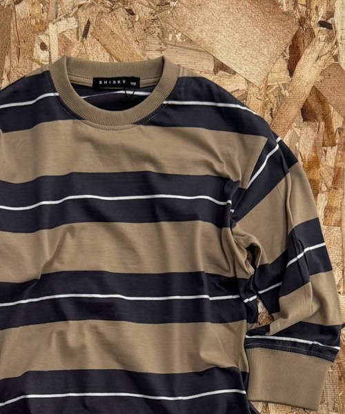 SHISKY(シスキー)の「先染めボーダー オーバーサイズ 長袖Tシャツ(Tシャツ/カットソー・キッズ・ネイビー/ブラック/グレー系その他/チャコールグレー/ダークグリーン/オフホワイト/ベージュ系その他/ホワイト系その他/ブラック系その他/グリーン系その他/ベージュ/パープル・140/130/120/110/160/150)」の8枚目の写真
