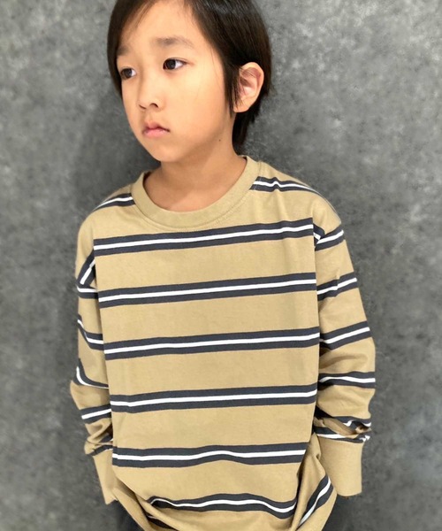 SHISKY(シスキー)の「先染めボーダー オーバーサイズ 長袖Tシャツ(Tシャツ/カットソー・キッズ・ネイビー/ブラック/グレー系その他/チャコールグレー/ダークグリーン/オフホワイト/ベージュ系その他/ホワイト系その他/ブラック系その他/グリーン系その他/ベージュ/パープル・140/130/120/110/160/150)」の14枚目の写真