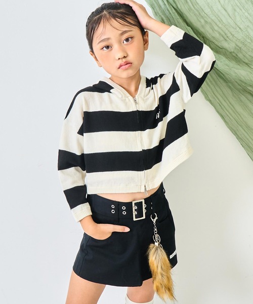 ANAP kids(アナップキッズ)の「ショート ボーダー ニット パーカー【ジュニアお揃い】(パーカー・キッズ・ブラック/ライトグレー・110/120/130)」の19枚目の写真