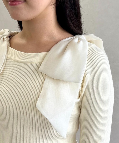 31 Sons de mode（トランテアン　ソン　ドゥ　モード）の「2025秋冬新作 肩リボンシアーニット（ニット/セーター・レディース・ラベンダー/ブラウン/ピンク/オフホワイト・ﾌﾘ-）」の19枚目の写真