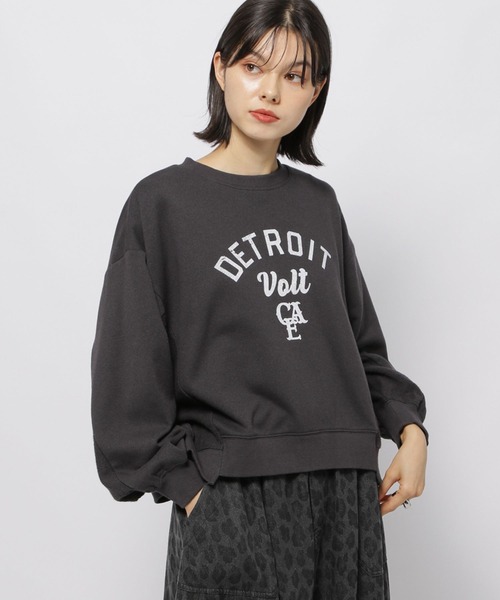 niko and...(ニコアンド)の「サンドブラスト風リメイクプルオーバー(スウェット・レディース・レッド/チャコール/アイボリー・MEDIUM/LARGE)」の20枚目の写真