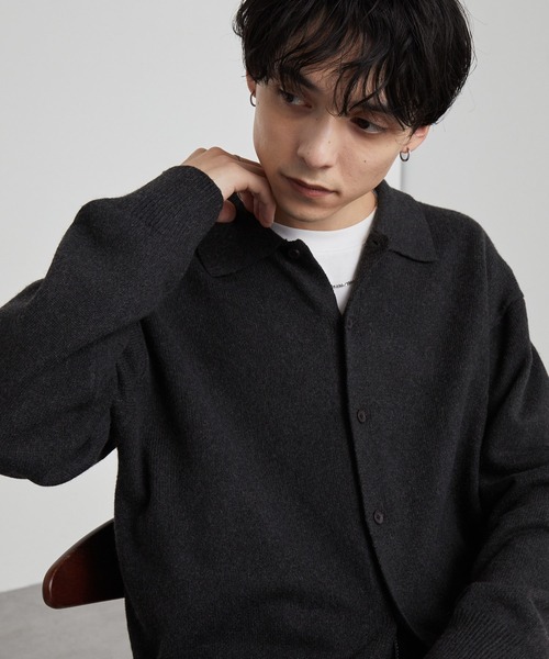 MONO-MART(モノマート)の「<ウォッシャブル> コンパクト ベーシック ニットシャツカーディガン(ニット/セーター・メンズ・グレー/ブラック/グレイッシュベージュ/ブラウン/レッド/ネイビー・L/M/S)」の8枚目の写真