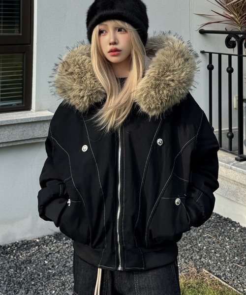 VIBGYOR(ヴィブジョー)の「ファー付きフード ミリタリーブルゾン/ミリタリージャケット 韓国ファッション アウター 防寒アウター 秋冬(CZ)(その他アウター・レディース・グレー/ブラック・L/M)」の8枚目の写真