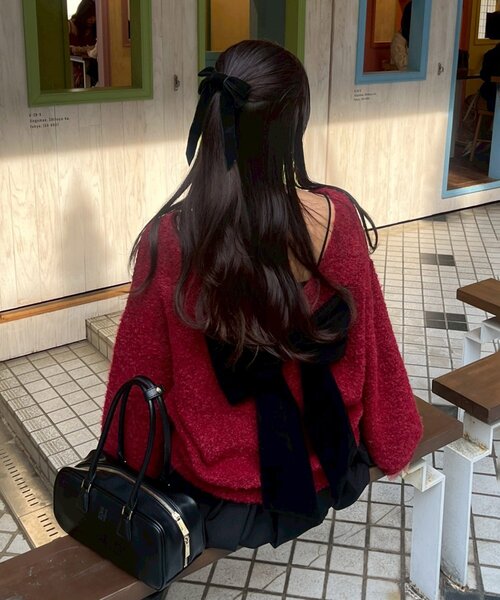 continuer de NICE CLAUP（コンティニューデナイスクラップ）の「【Ribbon Collection】後ろベロアリボンニット（ニット/セーター・レディース・グレー/アイボリー/ボルドー・FREE）」の17枚目の写真