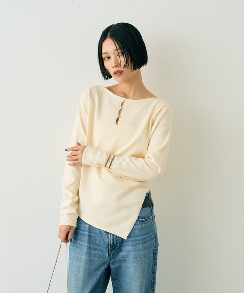 EMMA ROUGE VIF(エマルージュヴィフ)の「【一部店舗限定】センターシーム ボートネックニットプルオーバー(ニット/セーター・レディース・アイボリー/モカ/ラベンダー・フリー)」の19枚目の写真