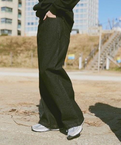 flaner（フラネ）の「デニムパンツ（デニムパンツ・レディース・サックスブルー・SMALL）」の5枚目の写真