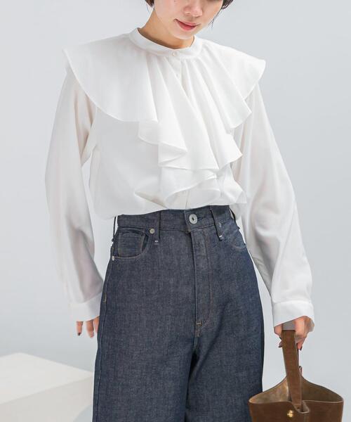 URBAN RESEARCH ROSSO WOMEN(アーバンリサーチ ロッソ)の「フリルカラーシャツブラウス(シャツ/ブラウス・レディース・イエロー/ホワイト/ブラック・FREE)」の1枚目の写真
