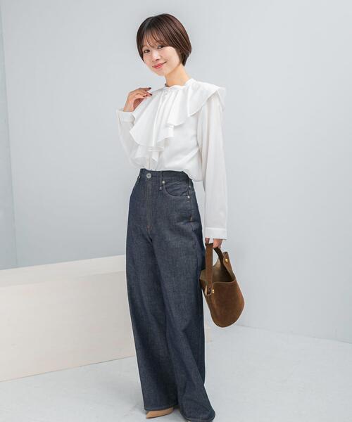 URBAN RESEARCH ROSSO WOMEN(アーバンリサーチ ロッソ)の「フリルカラーシャツブラウス(シャツ/ブラウス・レディース・イエロー/ホワイト/ブラック・FREE)」の8枚目の写真
