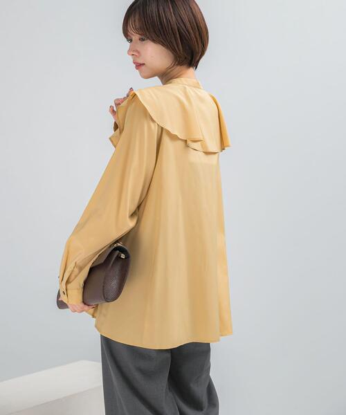URBAN RESEARCH ROSSO WOMEN(アーバンリサーチ ロッソ)の「フリルカラーシャツブラウス(シャツ/ブラウス・レディース・イエロー/ホワイト/ブラック・FREE)」の12枚目の写真