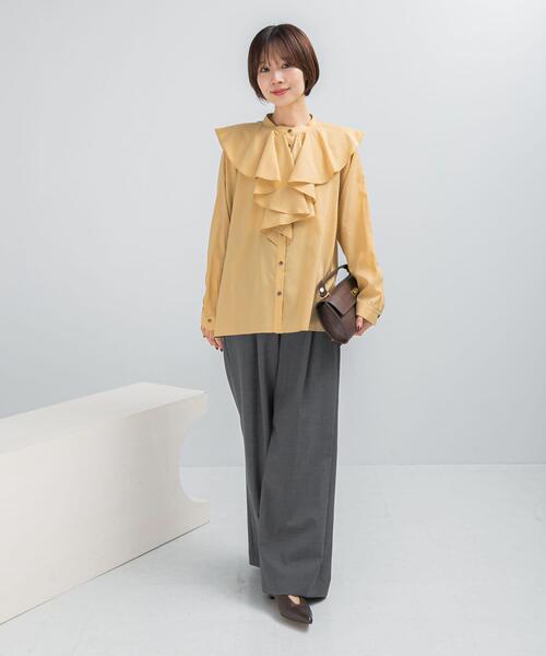 URBAN RESEARCH ROSSO WOMEN(アーバンリサーチ ロッソ)の「フリルカラーシャツブラウス(シャツ/ブラウス・レディース・イエロー/ホワイト/ブラック・FREE)」の13枚目の写真