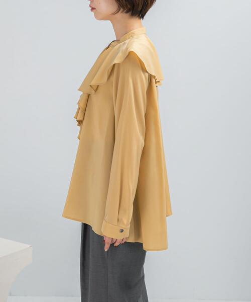 URBAN RESEARCH ROSSO WOMEN(アーバンリサーチ ロッソ)の「フリルカラーシャツブラウス(シャツ/ブラウス・レディース・イエロー/ホワイト/ブラック・FREE)」の15枚目の写真