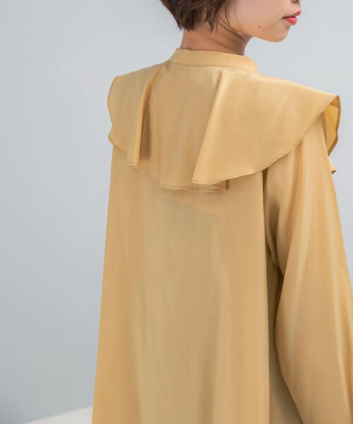 URBAN RESEARCH ROSSO WOMEN(アーバンリサーチ ロッソ)の「フリルカラーシャツブラウス(シャツ/ブラウス・レディース・イエロー/ホワイト/ブラック・FREE)」の17枚目の写真
