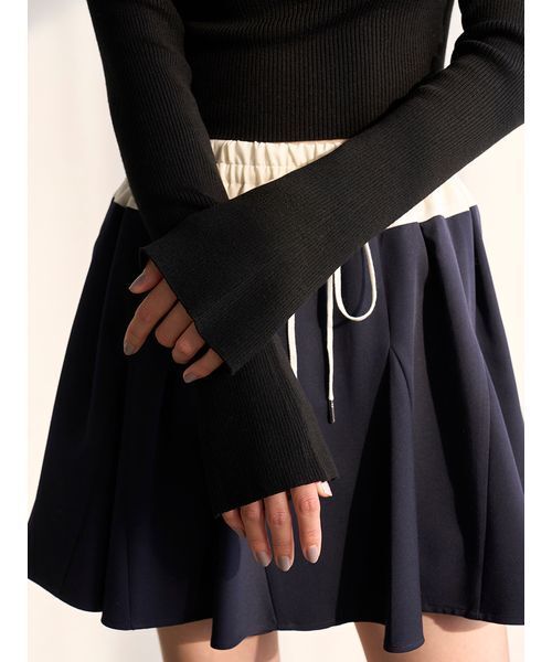 SNIDEL（スナイデル）の「2wayクロップドハイネックプルオーバー（ニット/セーター・レディース・アイボリー/ブラック/ブラウン/ピンク・F）」の19枚目の写真