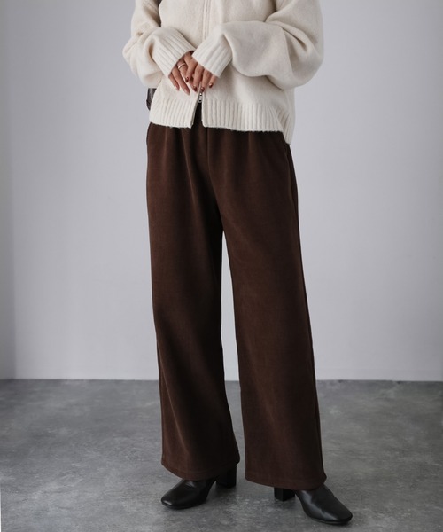 Riberry（リベリー）の「コーデュロイ裏起毛セミワイドパンツ（その他パンツ・レディース・モカ/ブラウン/アイボリー/ブラック・MEDIUM）」の12枚目の写真