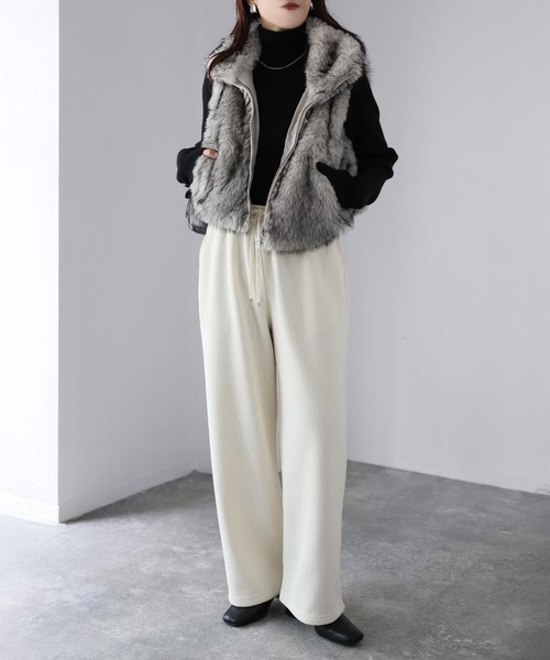 Riberry（リベリー）の「コーデュロイ裏起毛セミワイドパンツ（その他パンツ・レディース・モカ/ブラウン/アイボリー/ブラック・MEDIUM）」の17枚目の写真