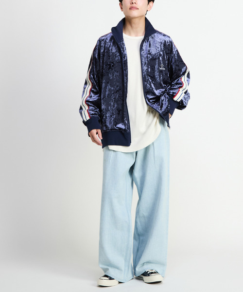 CONVERSE TOKYO(コンバーストウキョウ)の「SIDE LINE CRASHED VELOR TRACK JACKET(ジャージ・レディース・ピンク/グレー/ブルー/ブラック・SMALL/MEDIUM)」の21枚目の写真