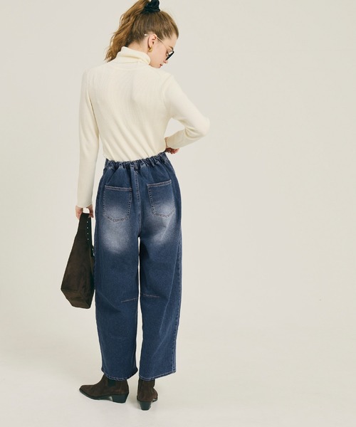 coca(coca)(コカ)の「ムーヴデニムカーブパンツ(デニムパンツ・レディース・ブルー・M/L/S)」の15枚目の写真